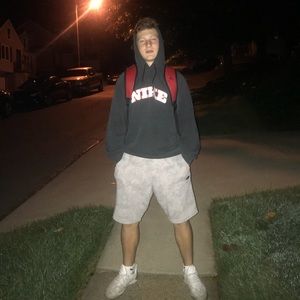 Meet your Posher, Seth